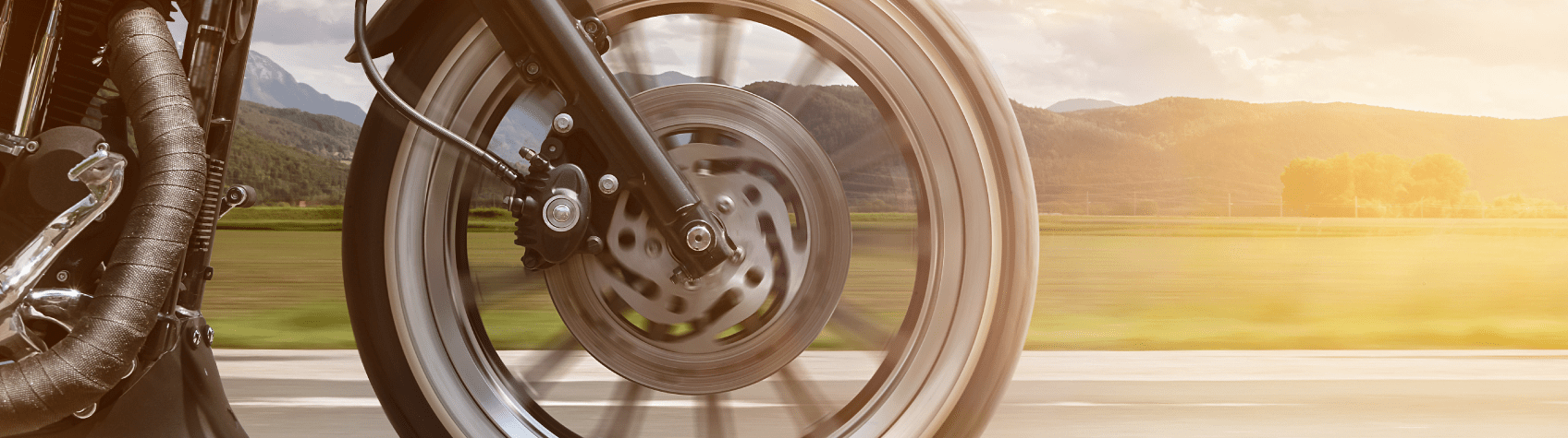 Guía básica de recomendaciones para mantener el desempeño y el rendimiento de tu motocicleta.